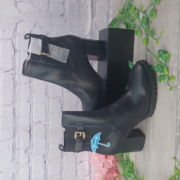 Aqua College Triston Waterproof Buckle Boot NWOB - Picture 1 of 10